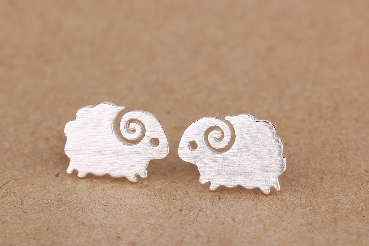 Cute Sheep Ear Stud 925 Silver Ear Nail Earring Jewelry